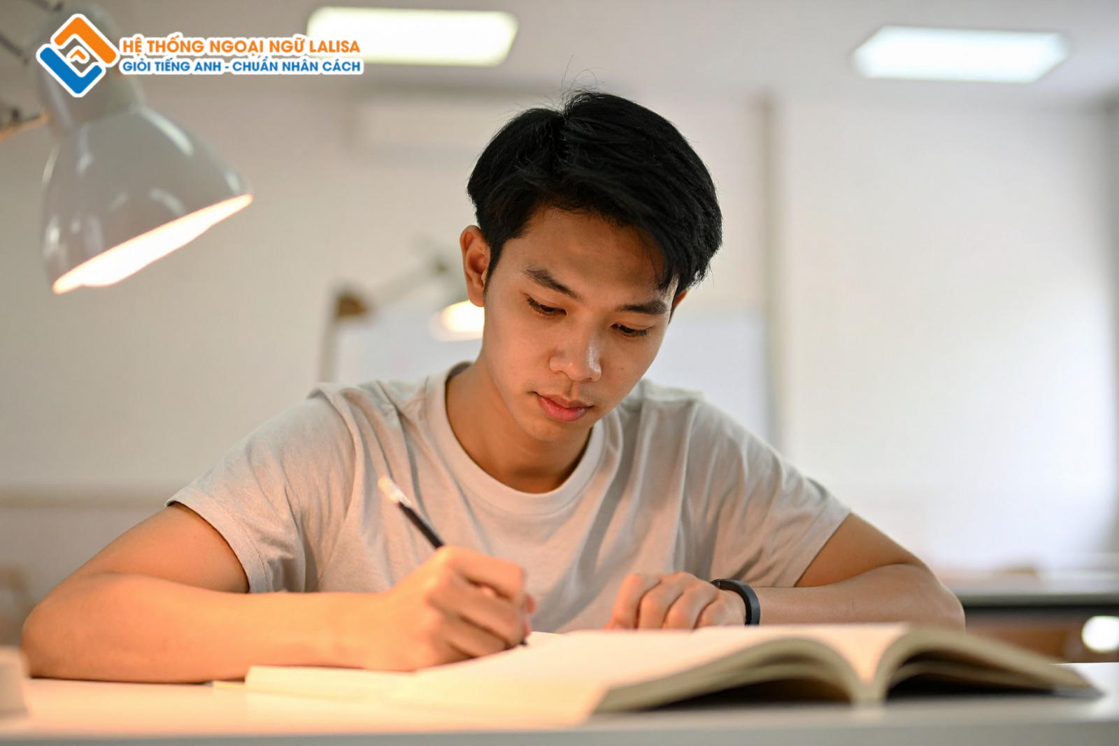 Các Khóa Học IELTS Gia Lai Tại Lalisa | Từ Mất Gốc Đến Band 7.0+